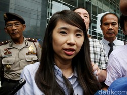 Dari CCTV, Ahli Pastikan Hani dan Pelayan Kafe Tak Sentuh Kopi Mirna