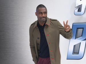 Kabar Idris Elba Jadi James Bond Makin Mengerucut Kabar Idris Elba Jadi James Bond Makin Mengerucut