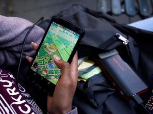 Asyik Berburu Pokemon, Dua Sahabat Jatuh ke Jurang