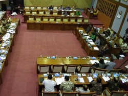 Komisi IX DPR-Menkes Raker Bahas Pencegahan Penularan Virus Corona