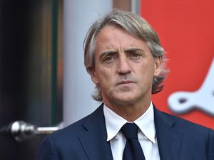Mancini Redam Spekulasi Jadi Pengganti Ranieri Mancini Redam Spekulasi Jadi Pengganti Ranieri