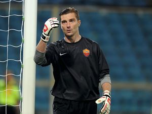 De Sanctis Berlabuh di Monaco