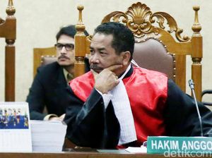 Binsar, Hakim yang Usul Tes Keperawanan Kini Tatap Kursi Hakim Agung Binsar, Hakim yang Usul Tes Keperawanan Kini Tatap Kursi Hakim Agung