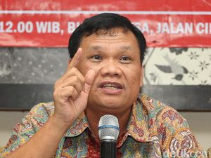 Elektabilitas Jokowi-Prabowo Dinilai Stagnan karena Timses Jadi Caleg Elektabilitas Jokowi-Prabowo Dinilai Stagnan karena Timses Jadi Caleg