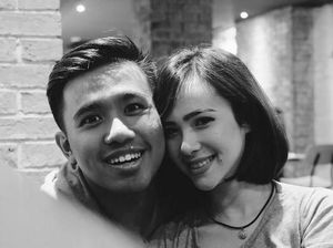 Makin Mesra dengan Pamela Bowie, Joshua Suherman Segera Menikah?