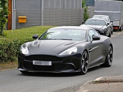 Aston Martin Siapkan Vanquish S Model Tahun 2018?