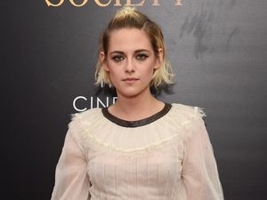 Kristen Stewart Tidak Takut Tampil Beda Meski Banyak Orang yang Benci