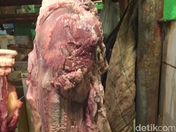 Pedagang: Jeroan Sapi Lokal Lebih Enak dari Impor