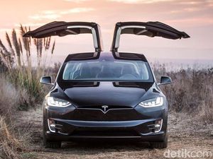 Tesla Model X yang Bakal Meluncur di RI Punya Fitur Autopilot Tesla Model X yang Bakal Meluncur di RI Punya Fitur Autopilot