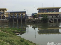 Operator Pompa Waduk Pluit: Kalau Curah Hujan Tinggi, Kita Wallahu Alam