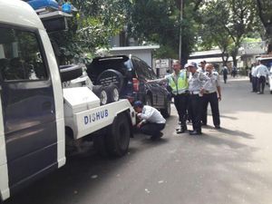 Parkir Liar di Kawasan Pondok Indah Disapu Bersih