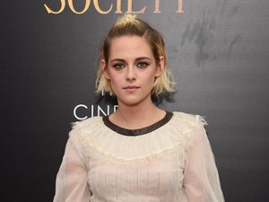 Kristen Stewart Mual dan Muntah Saat Demam Panggung