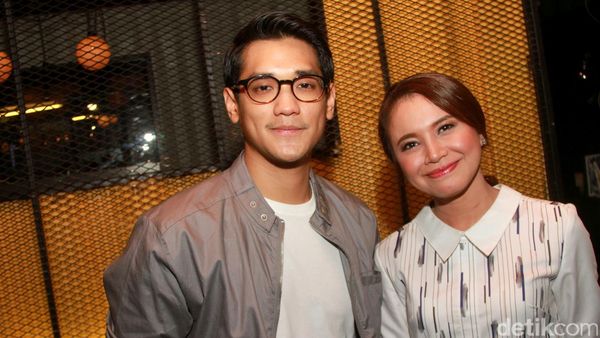 Melihat Kembali Kedekatan Afgan dan Rossa