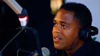 Patrick Kluivert. Mantan bomber Timnas Belanda ini mulai merintis karier melatih sejak 2008. Statusnya masih lowong sejak berpisah dengan klub Turki Adana Demirspor pada 4 Desember 2023. Foto: DeFodi Images via Getty Images/DeFodi Images