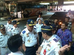 Sejam di Terminal Giwangan, Dirjen Hubdat Sentil Ulah Sopir Ugal-ugalan