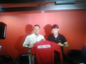 Gagal di Timnas U-19, Eduard Tjong Punya Target Baru di Gresik Gagal di Timnas U-19, Eduard Tjong Punya Target Baru di Gresik
