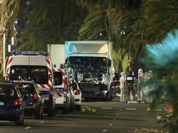 Presiden Prancis Tegas Nyatakan Insiden Truk di Nice sebagai Serangan Teroris