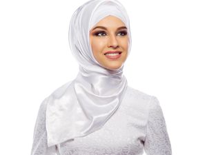 Tips Makeup Agar Tampil Cantik Sepanjang Hari Lebaran Tips Makeup Agar Tampil Cantik Sepanjang Hari Lebaran