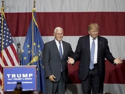 Donald Trump Lirik Gubernur Indiana Sebagai Cawapres?