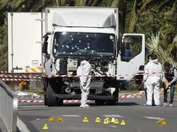 PM Prancis: Pelaku Teror Truk Kemungkinan Terkait Islam Radikal