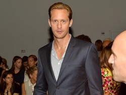 Alexander Skarsgard Pernah Menyerah Jadi Aktor