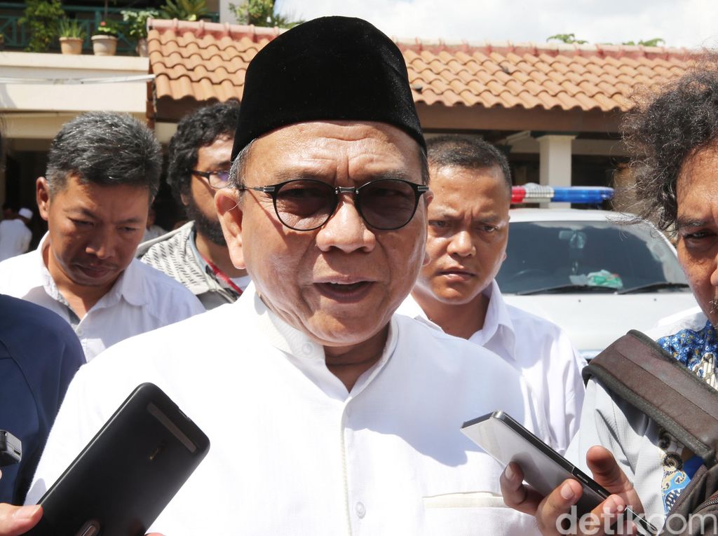 PKS DKI Klaim Cawagubnya Didukung 4 Fraksi, Gerindra: Kalau Kami 8 PKS DKI Klaim Cawagubnya Didukung 4 Fraksi, Gerindra: Kalau Kami 8
