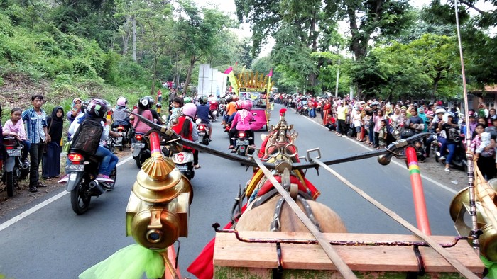 Lebaran Kusir Dokar Puter Kayun Tradisi Using Banyuwangi