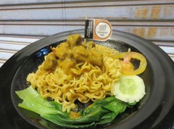 Yuk, Jajan Kenyang Mie Instan Spesial Aneka Topping!