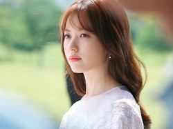 Apa Kata Han Hyo Joo tentang Akting Suzy di Uncontrollably Fond?