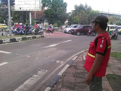 Berkenalan dengan Pasukan Rompi Merah, Penghalau Pengemis di Bandung