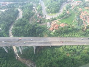 Kakorlantas: Pantauan dari Udara Nagreg dan Tol Cipularang Lancar Kakorlantas: Pantauan dari Udara Nagreg dan Tol Cipularang Lancar