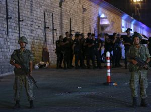 Dipastikan Selamat, ini Nama-nama 60 WNI yang Terjebak di Bandara Istanbul