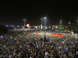 Tiba di Istanbul, Erdogan Disambut Pendukungnya