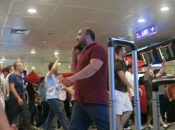 Cerita Amel Carla dan Keluarga Terjebak di Bandara Istanbul karena Kudeta