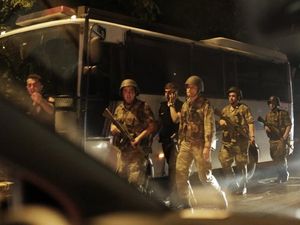 Lebih dari 1.500 Tentara Pembangkang Ditangkap Usai Kudeta di Turki