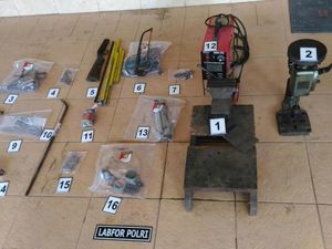 Rumah Tempat Merakit Senpi Ilegal di Prabumulih Digerebek Polisi