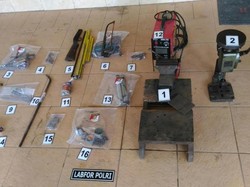 Rumah Tempat Merakit Senpi Ilegal di Prabumulih Digerebek Polisi