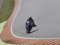 Jatuh Bangun Lorenzo demi Tingkatkan Performa Motor