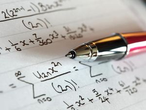 Contoh Soal Mean, Median, Modus Lengkap dengan Pembahasannya Contoh Soal Mean, Median, Modus Lengkap dengan Pembahasannya