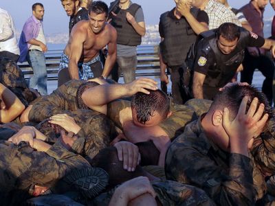 Hampir 3 Ribu Tentara Turki Ditangkap