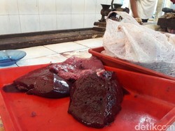 Pengakuan Pedagang: Impor Jeroan Sudah Masuk Tapi Harganya Mahal