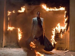 Menyaksikan Paul Bettany Jadi Malaikat di Bioskop Trans TV Malam Ini