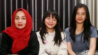 Amel Carla Bersama Sang Ibu dan Kakak