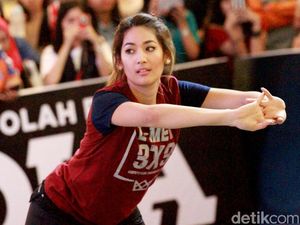 Sebelum Main Basket, Maria Selena: Pemanasan Dulu...