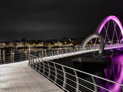 Menengok Kerennya Jembatan Pedestrian Terpanjang di Eropa