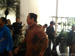 Menko Polhukam Hingga Artis Senior Hadiri Ulang Tahun Surya Paloh