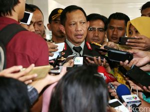 Kapolri: Tekan Terus Anggota Santoso, Jangan Biarkan Bernafas! Kapolri: Tekan Terus Anggota Santoso, Jangan Biarkan Bernafas!