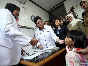 Kementerian Kesehatan: Oknum yang Salah Vaksinasi Kami Serahkan ke Polisi