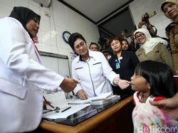 Kementerian Kesehatan: Oknum yang Salah Vaksinasi Kami Serahkan ke Polisi