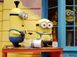 Melahap Minion di Minions Cafe Singapura